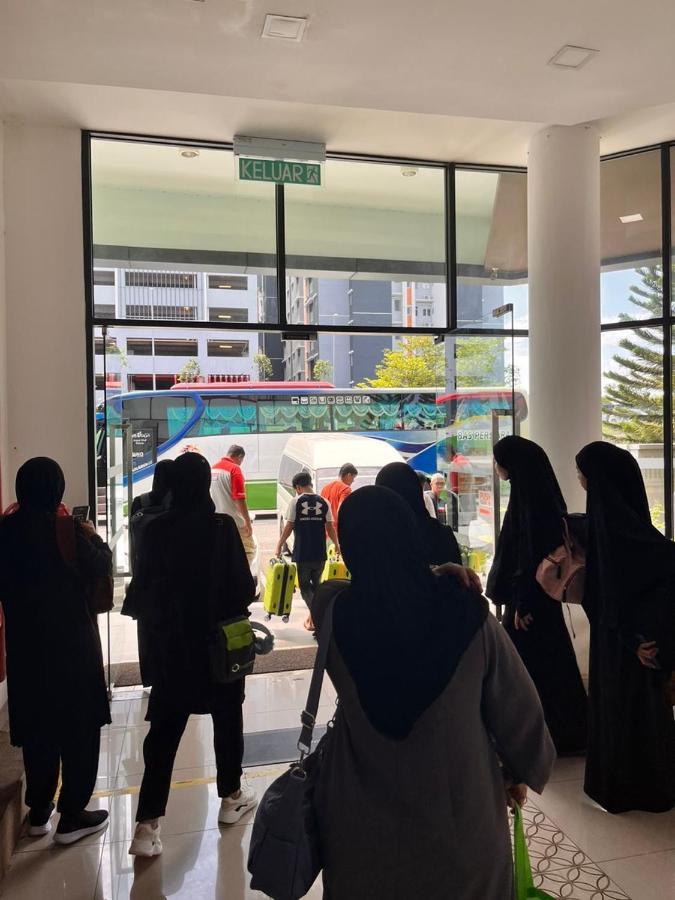 S8 Boutique Hotel Near Klia 1 & Klia 2 세팡 외부 사진