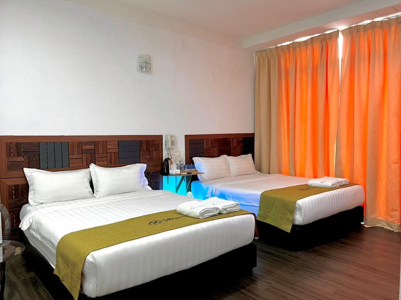 S8 Boutique Hotel Near Klia 1 & Klia 2 세팡 외부 사진