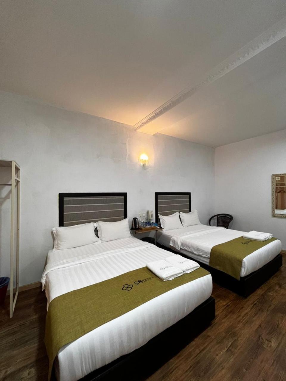 S8 Boutique Hotel Near Klia 1 & Klia 2 세팡 외부 사진