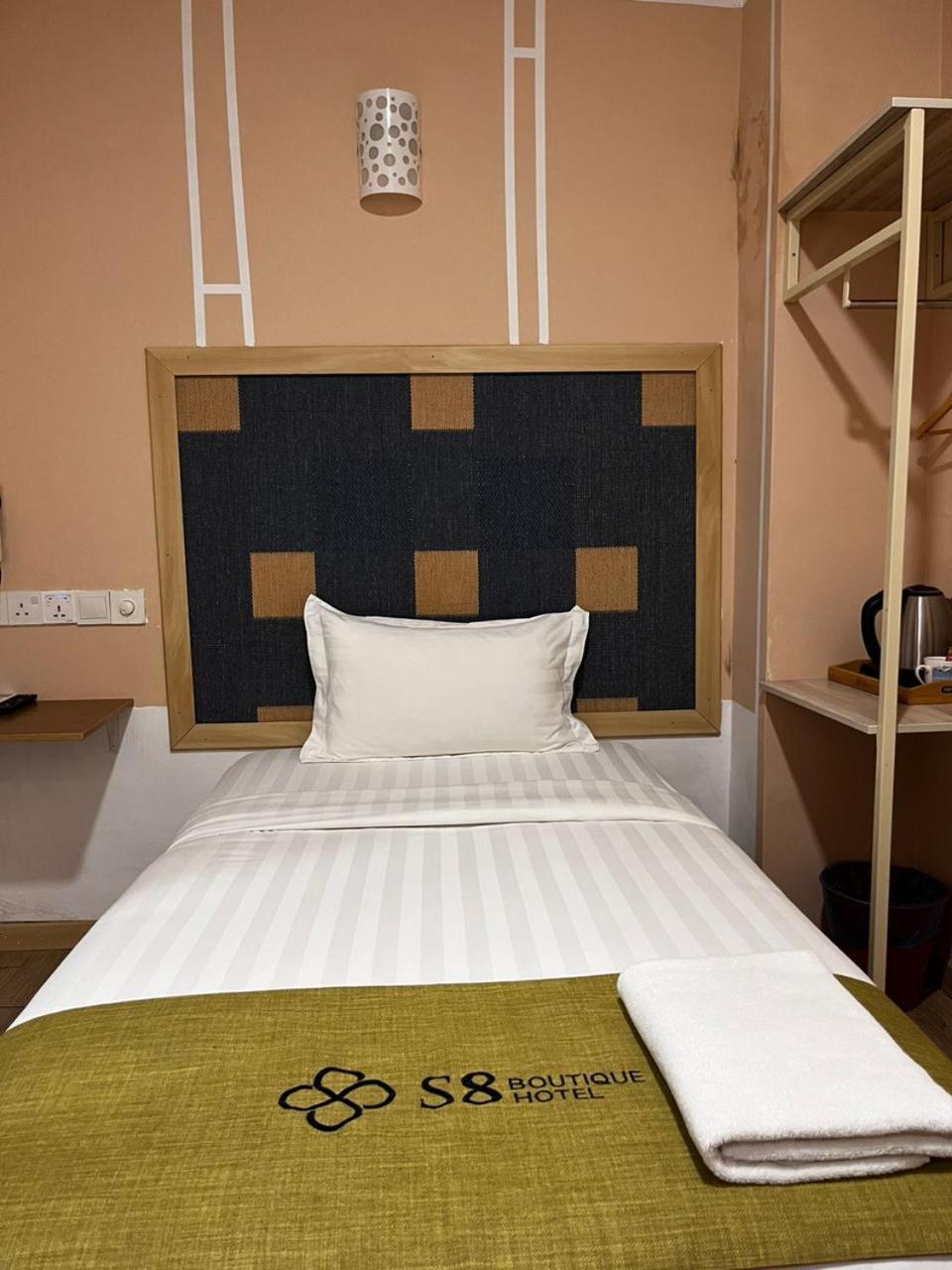 S8 Boutique Hotel Near Klia 1 & Klia 2 세팡 외부 사진