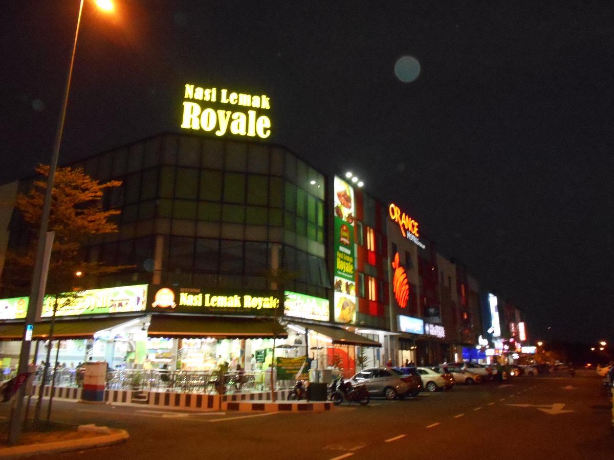 S8 Boutique Hotel Near Klia 1 & Klia 2 세팡 외부 사진