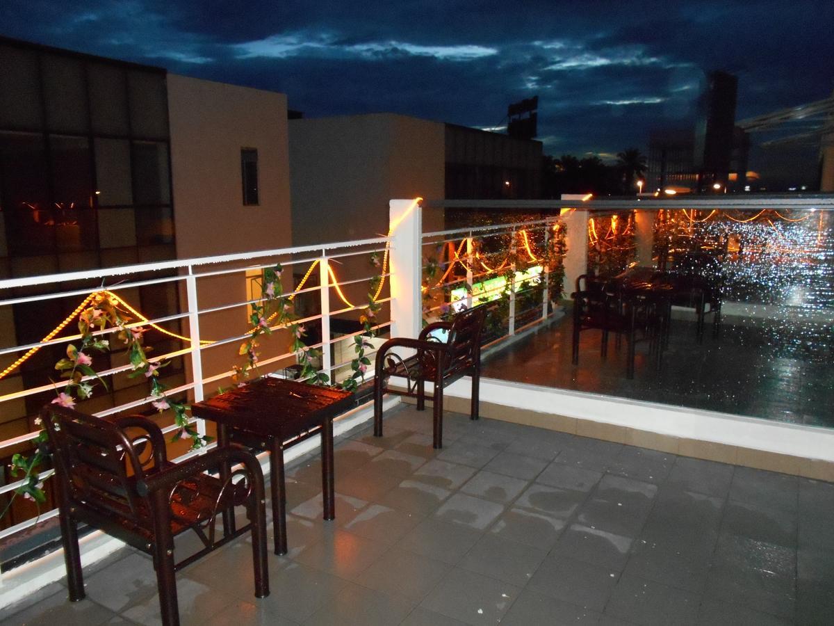 S8 Boutique Hotel Near Klia 1 & Klia 2 세팡 외부 사진