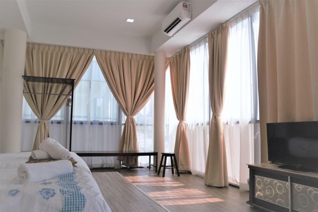 S8 Boutique Hotel Near Klia 1 & Klia 2 세팡 외부 사진